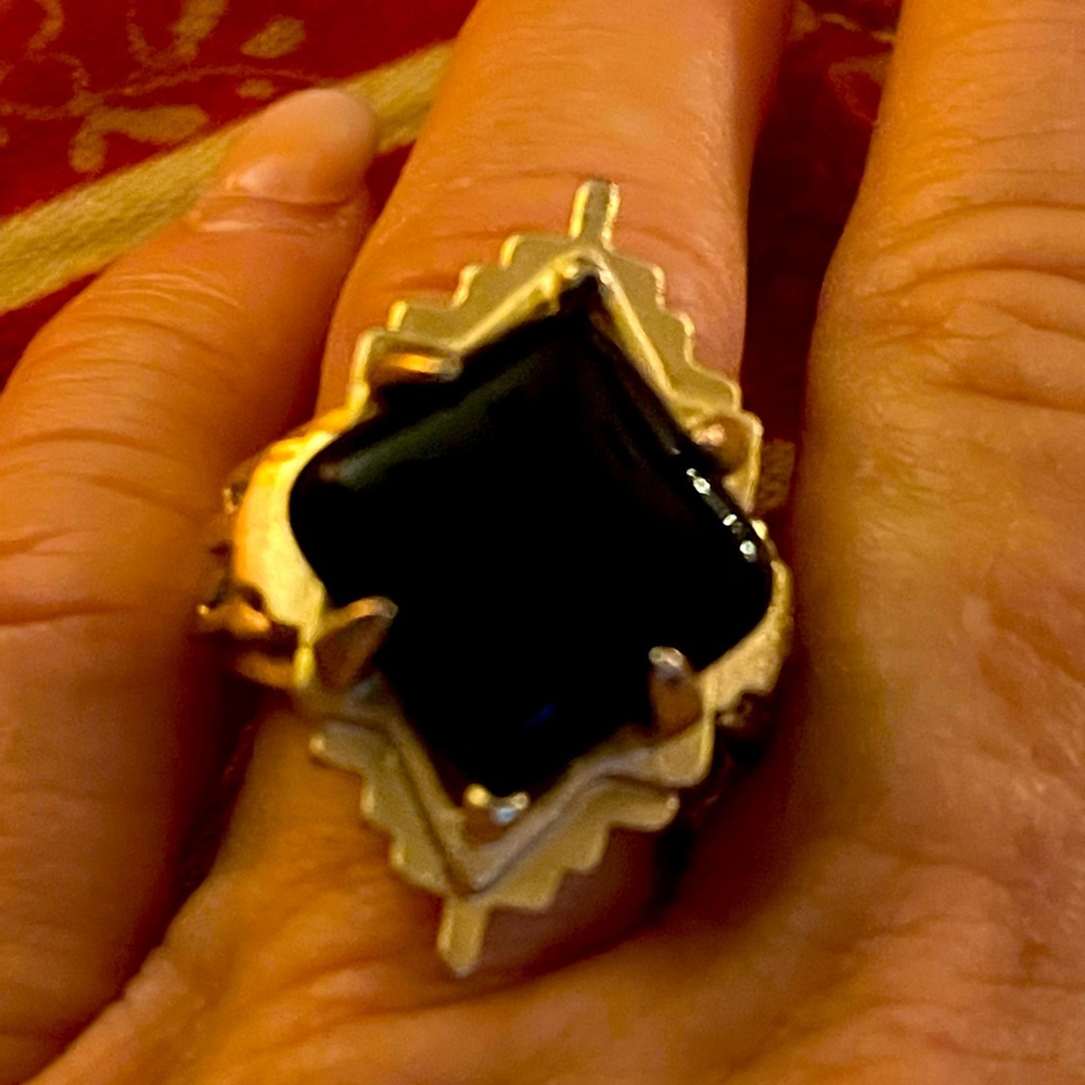 Kendra Scott ring